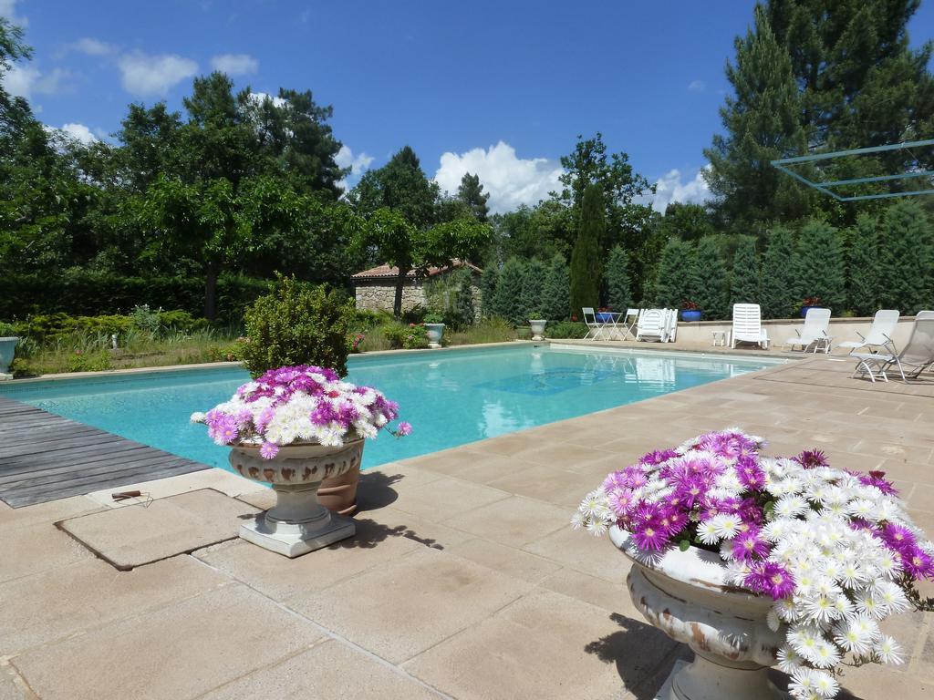 Domaine Du Planas Ailhon Ardeche Bed & Breakfast Bagian luar foto